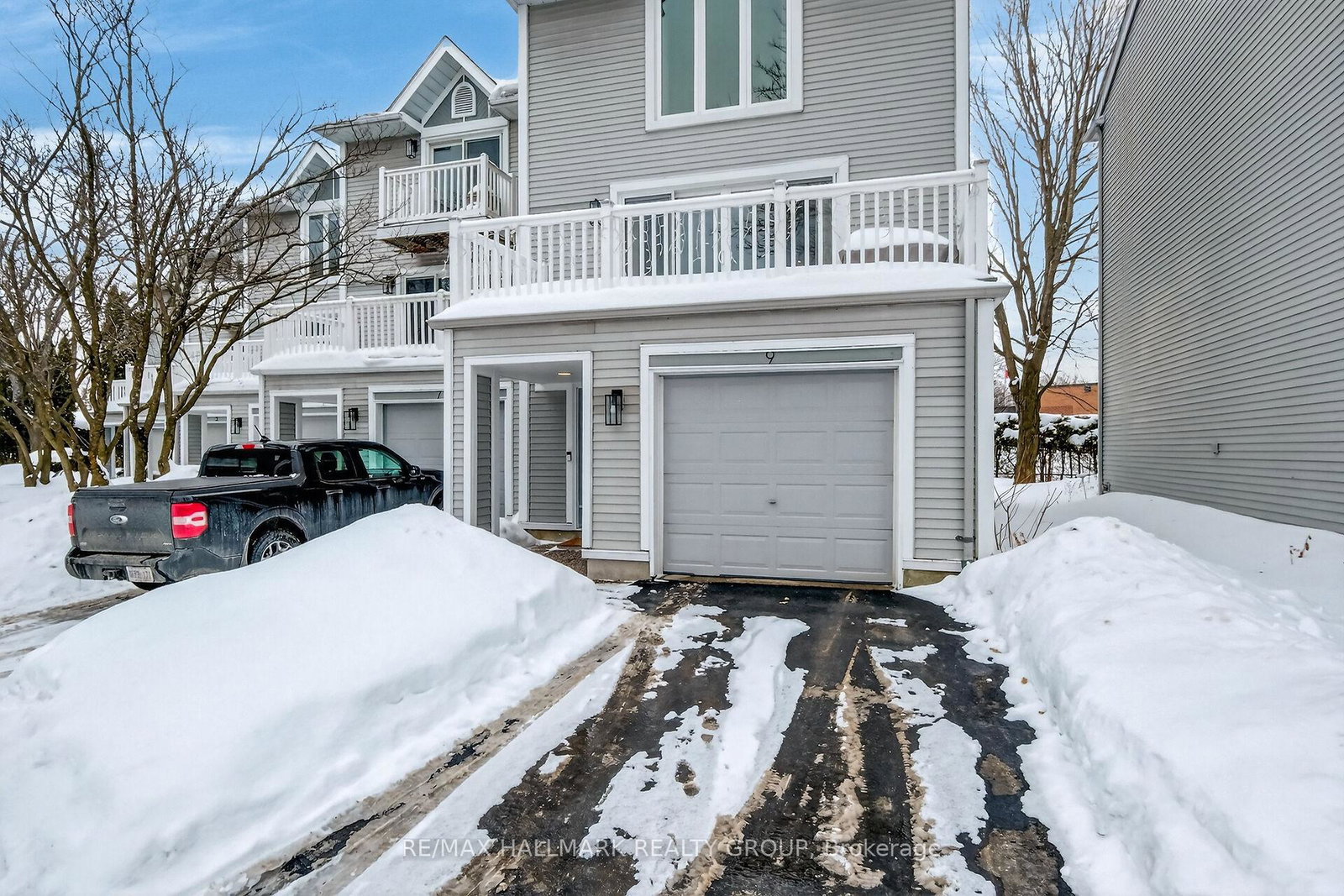 9-forsyth-lane-ottawa-ontario-x12832612