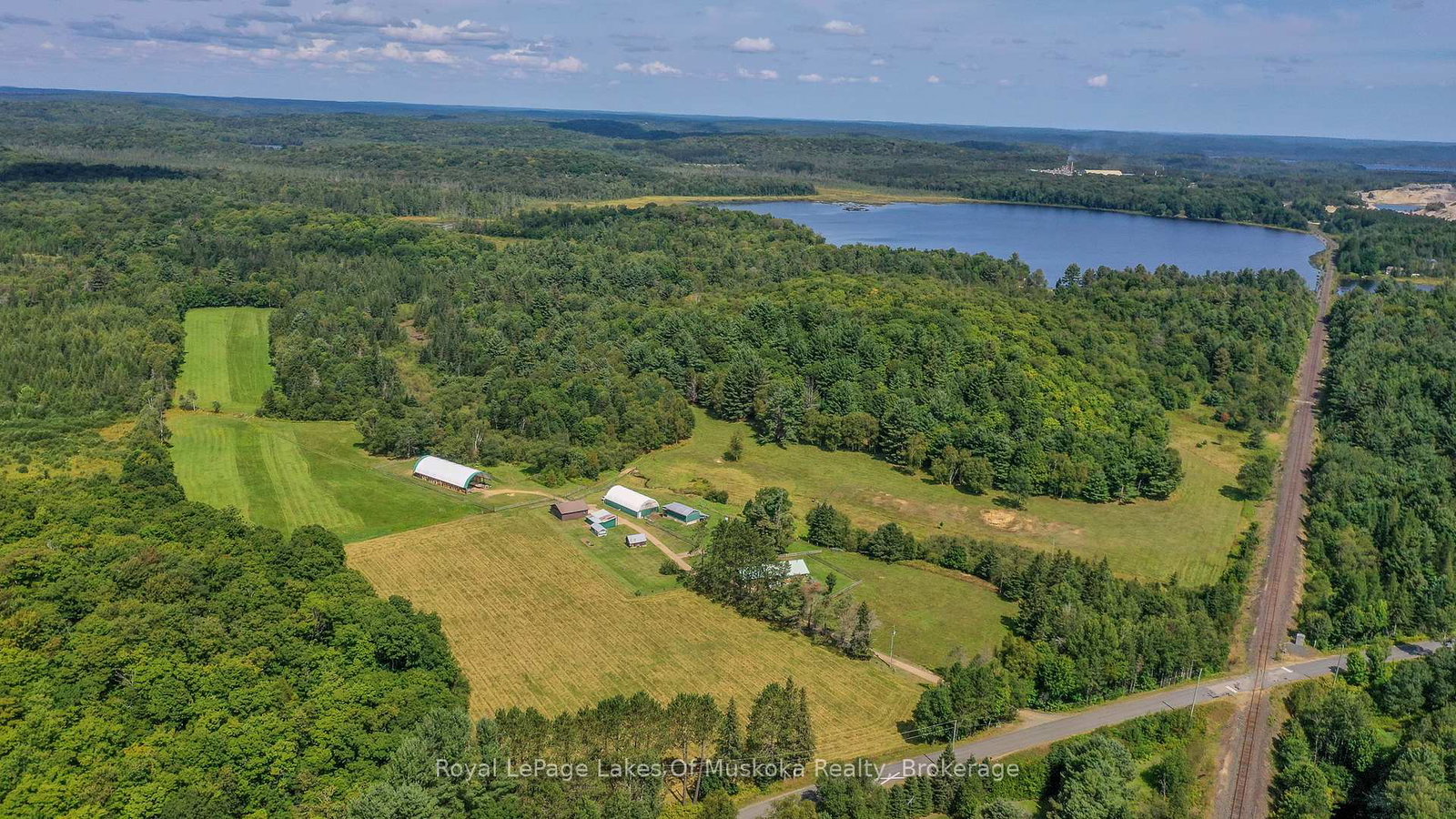 214-north-lancelot-road-huntsville-ontario-x12832716