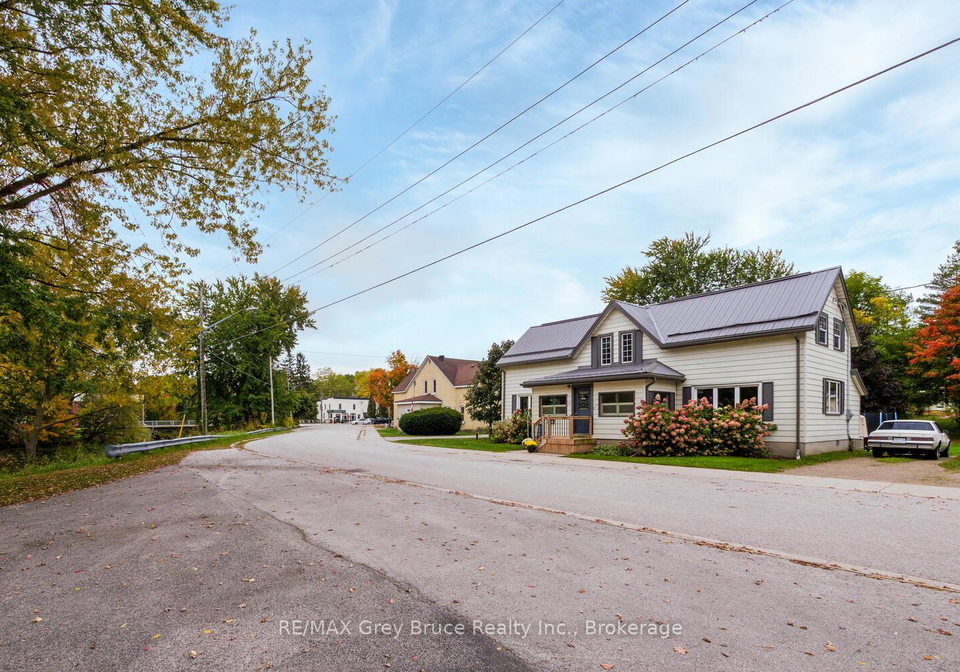13-king-street-brockton-ontario-x12832824
