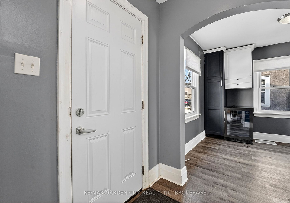 16-walnut-street-welland-ontario-x12833052