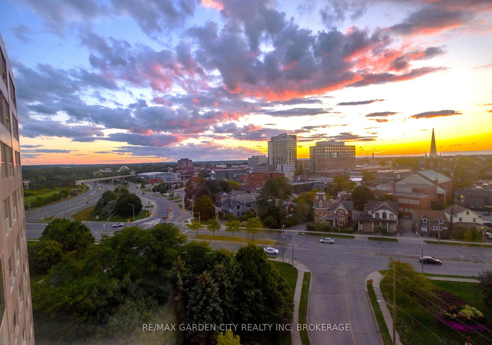 7-gale-crescent-st-catharines-ontario-x12833384