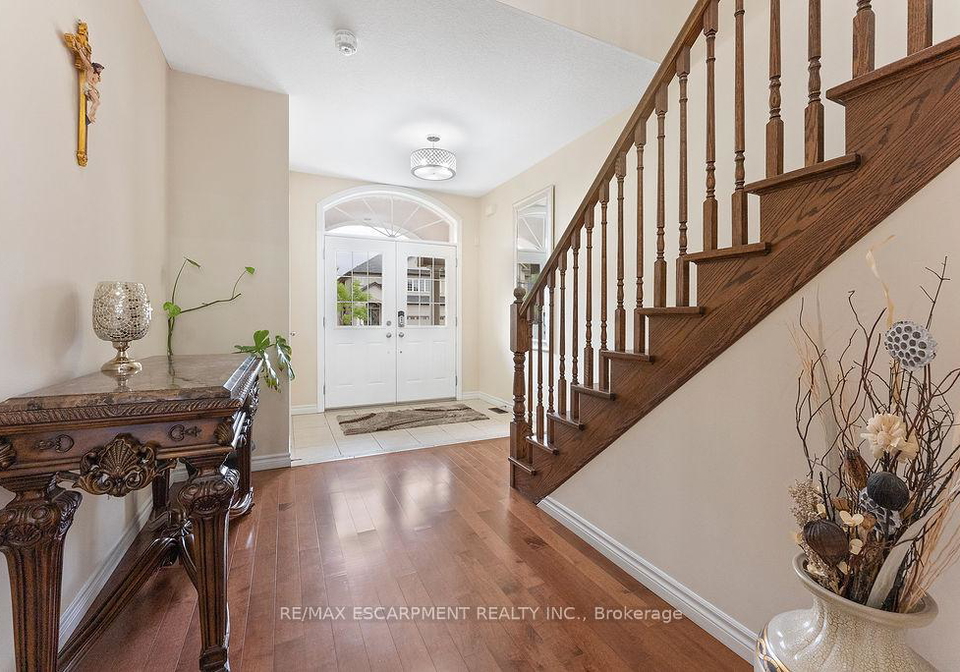 67-bellroyal-crescent-hamilton-ontario-x12833520