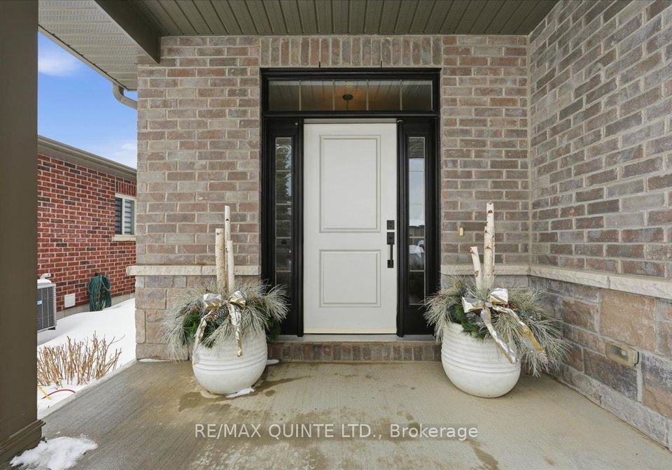 42-kempton-avenue-belleville-ontario-x12833580