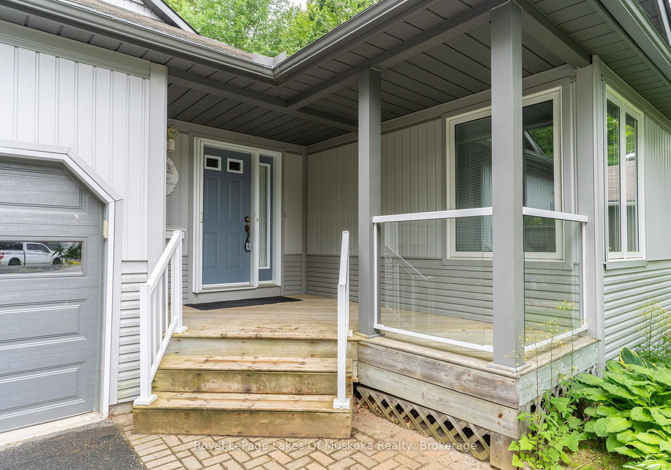 25-stonehedge-close-gravenhurst-ontario-x12833586