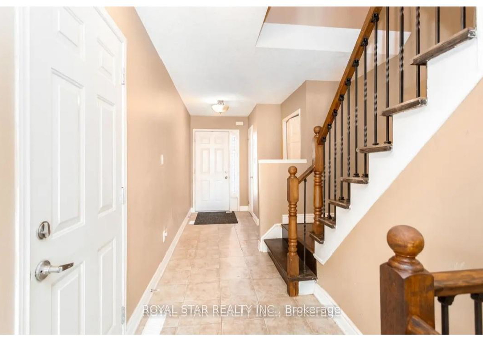 86-meadowwood-crescent-hamilton-ontario-x12833700