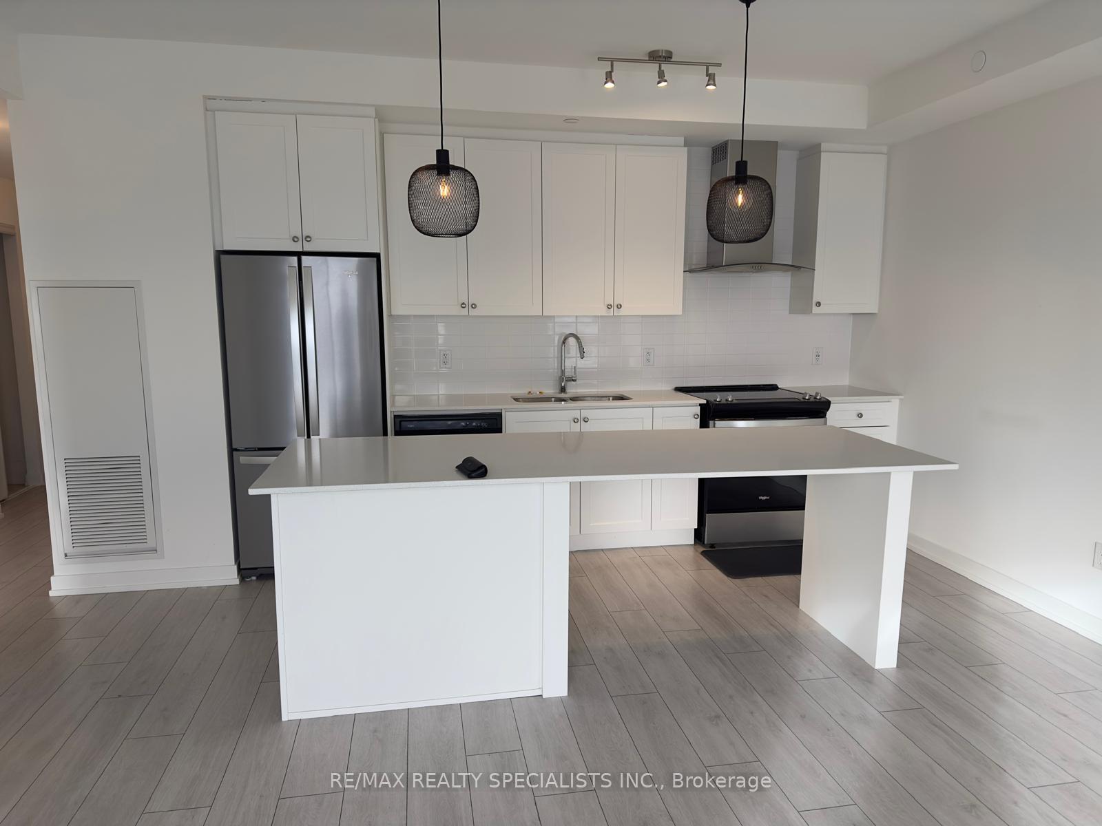 55-duke-street-w-n-kitchener-ontario-x12834042