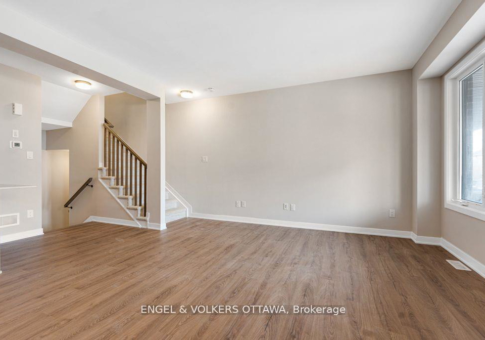 227-speckled-alder-row-ottawa-ontario-x12834126
