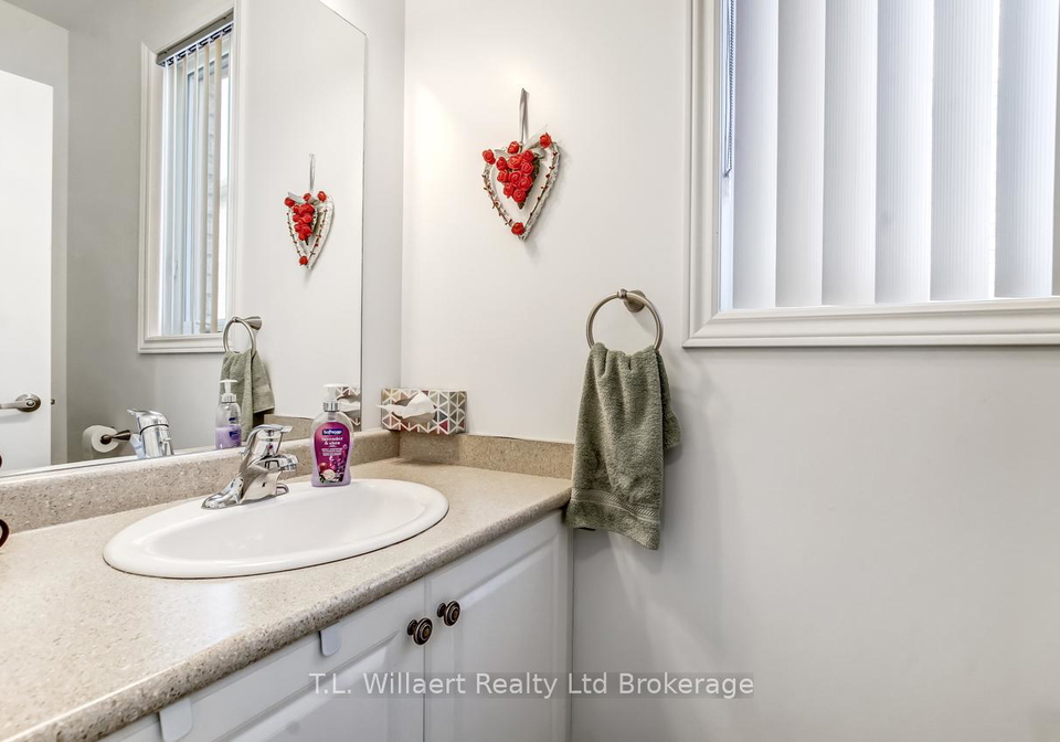42-seaton-crescent-tillsonburg-ontario-x12834224