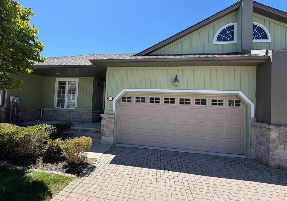 11-oakwood-links-lane-south-huron-ontario-x12834338