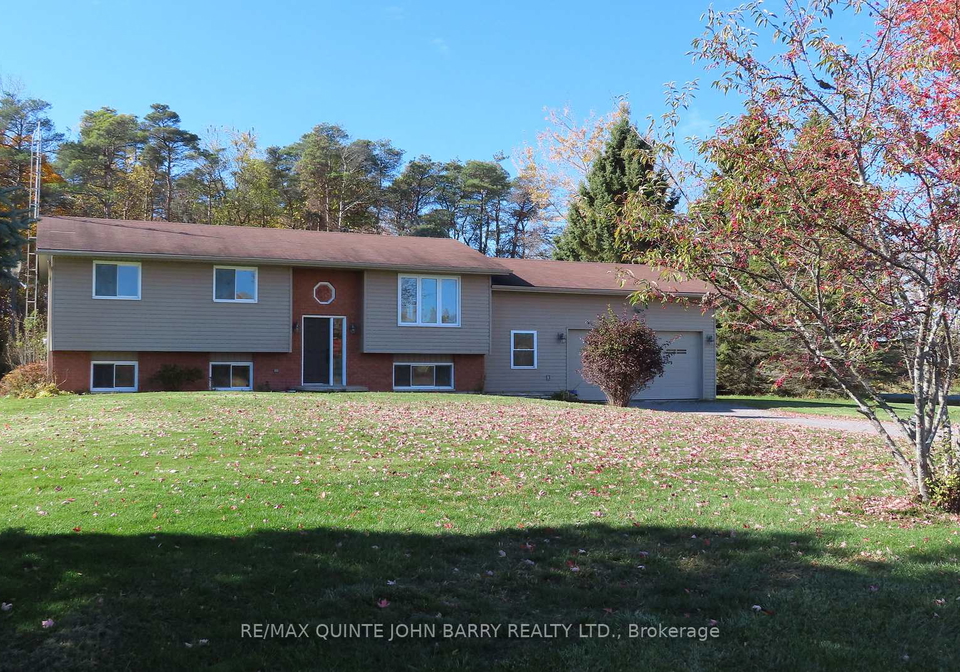113-barcovan-beach-road-quinte-west-ontario-x12834542