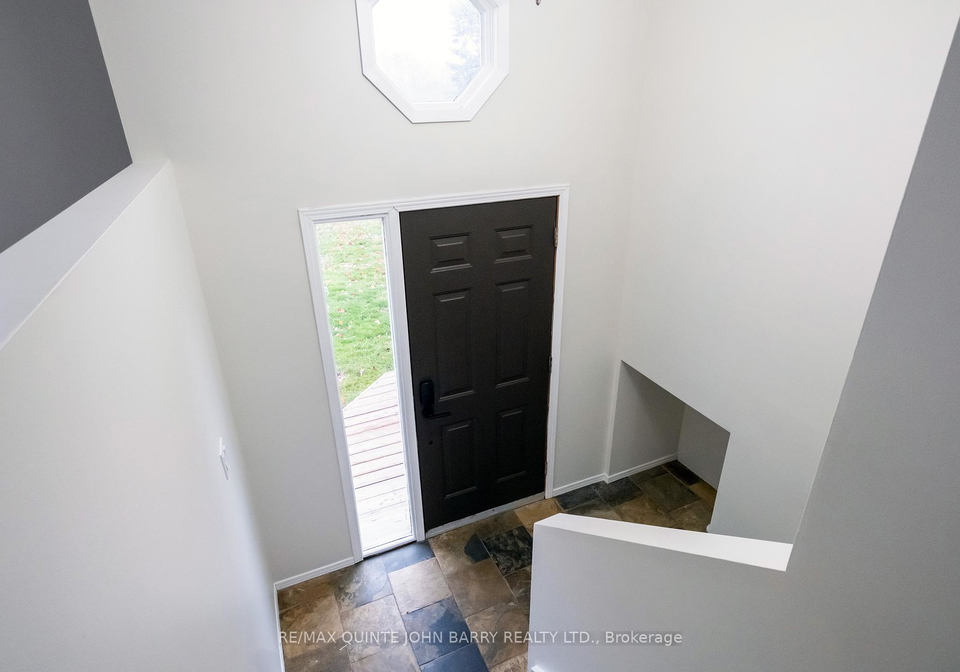 113-barcovan-beach-road-quinte-west-ontario-x12834542
