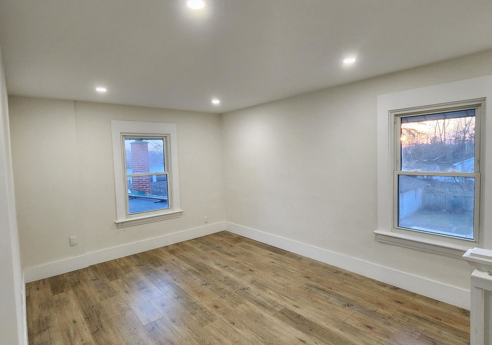 346-queenston-street-st-catharines-ontario-x12834762