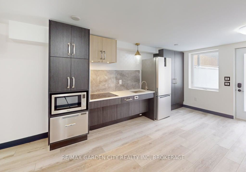 729-queensdale-avenue-e-hamilton-ontario-x12835738