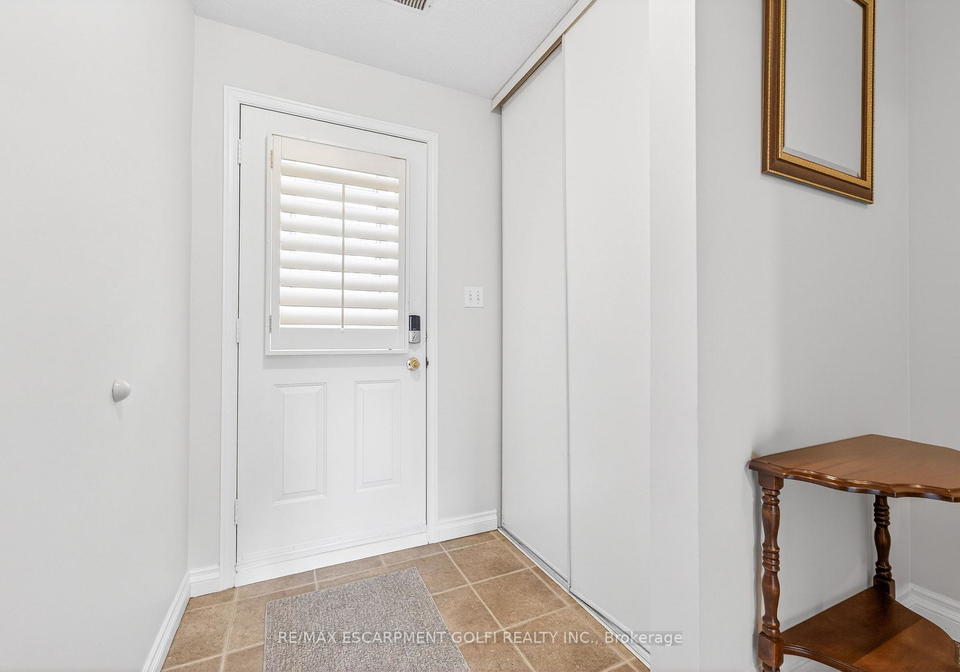 386-highland-road-w-hamilton-ontario-x12835842