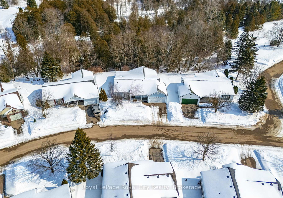 108-white-bark-way-centre-wellington-ontario-x12835862