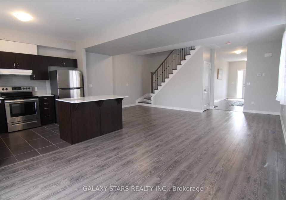 15-tegan-court-loyalist-ontario-x12835968