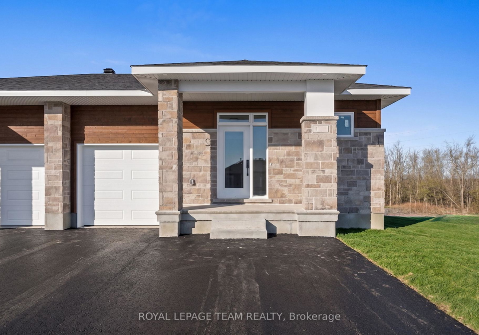 1102-moore-street-brockville-ontario-x12836262