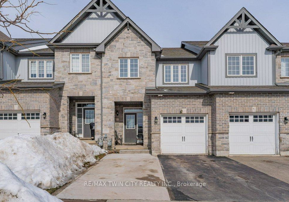 8-renfrew-street-kitchener-ontario-x12836306