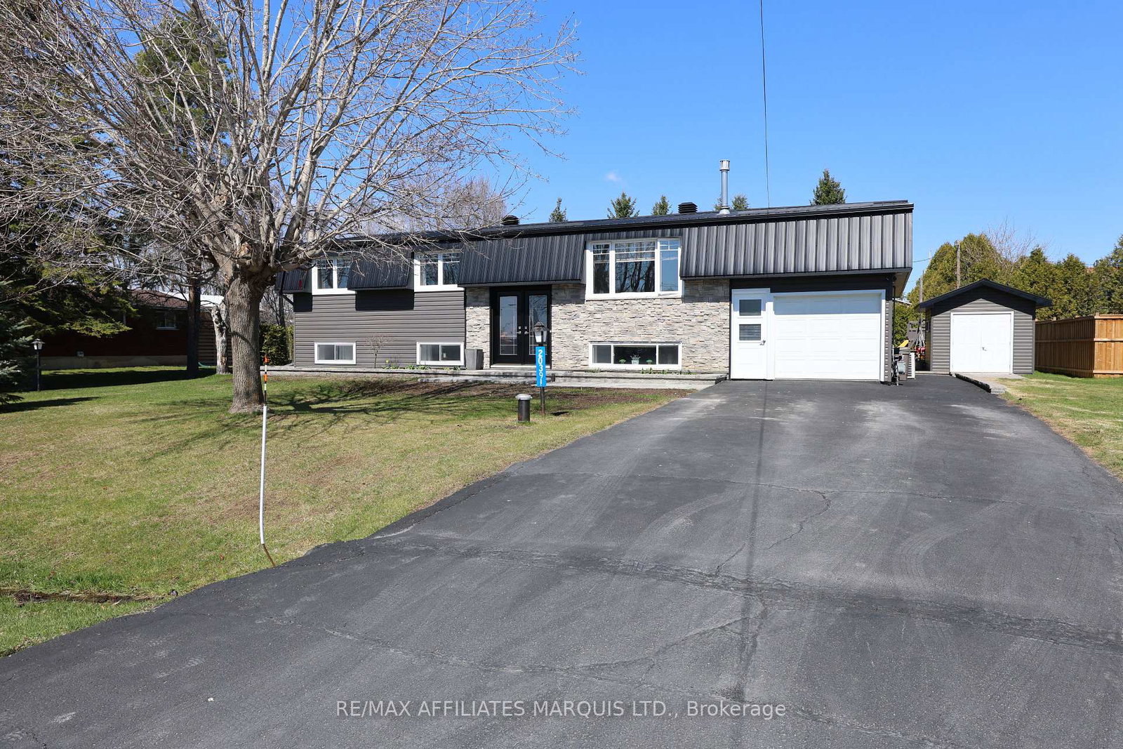 20391-park-crescent-south-glengarry-ontario-x12836702