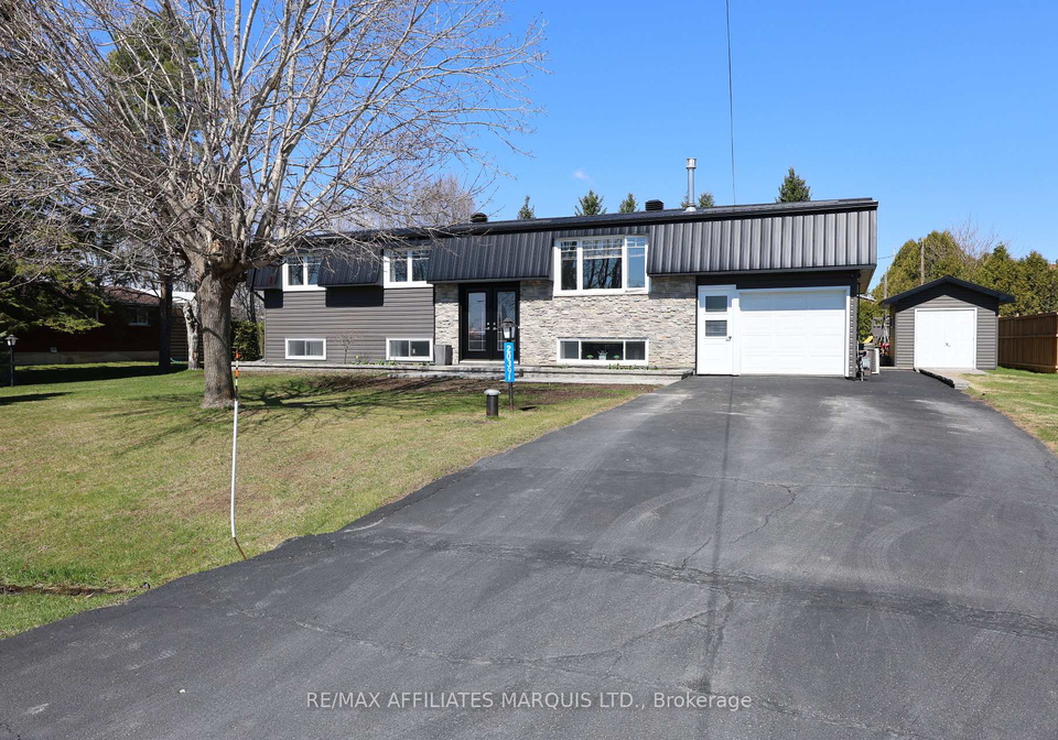 20391-park-crescent-south-glengarry-ontario-x12836702