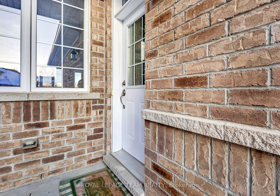 88-desmond-trudeau-drive-arnprior-ontario-x12837328