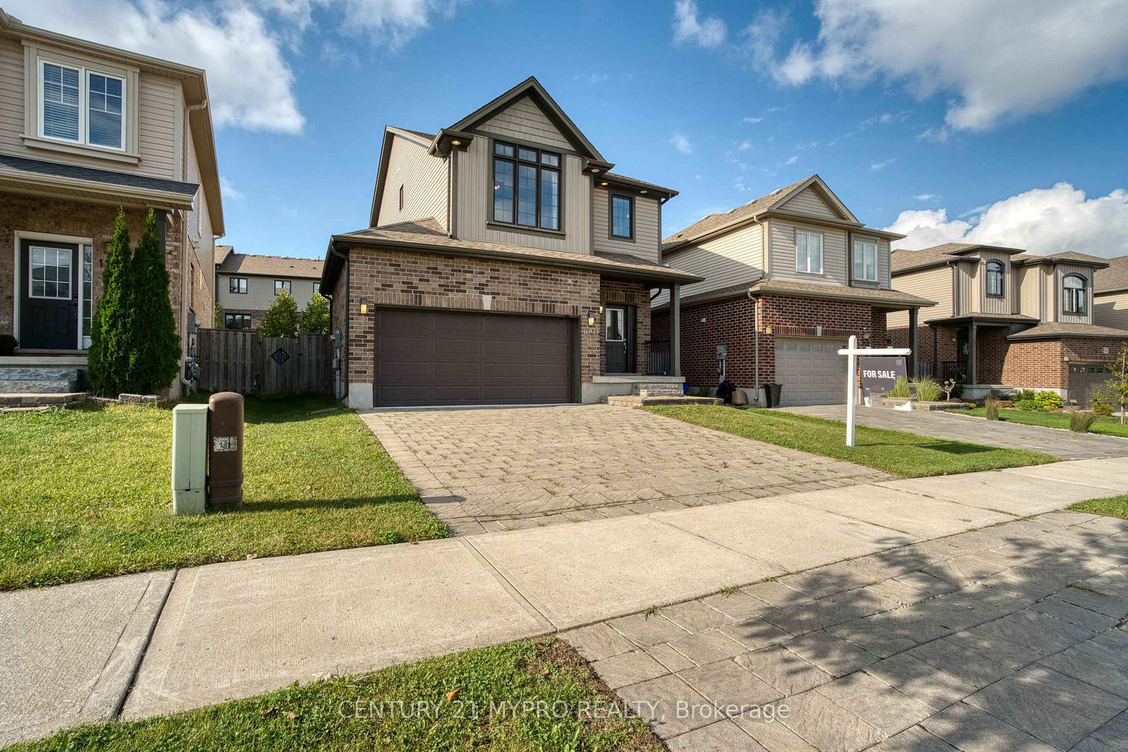 1094-oakcrossing-road-london-north-ontario-x12837450