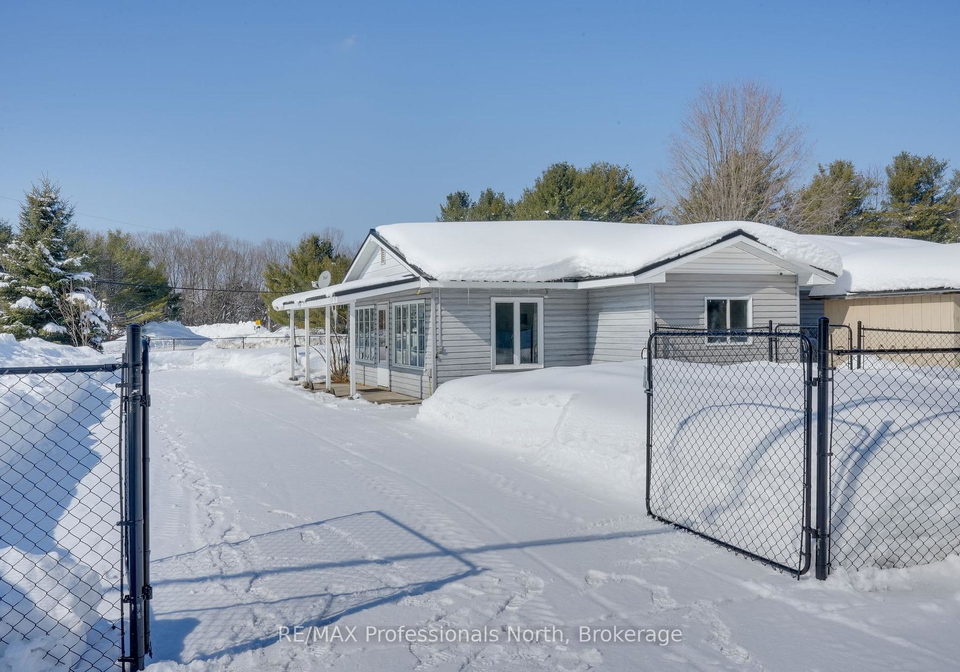 1003-settlers-lane-bracebridge-ontario-x12837644
