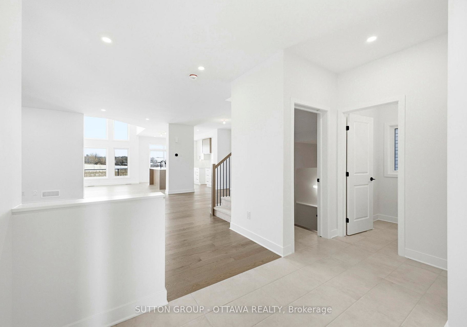 138-shuttleworth-drive-ottawa-ontario-x12837764