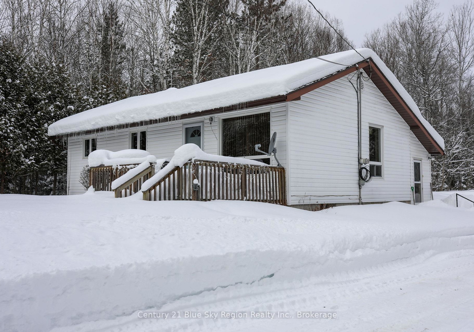 272-lindquist-line-powassan-ontario-x12838002