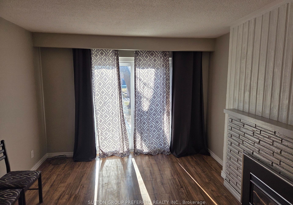 1090-kipps-lane-london-east-ontario-x12838448