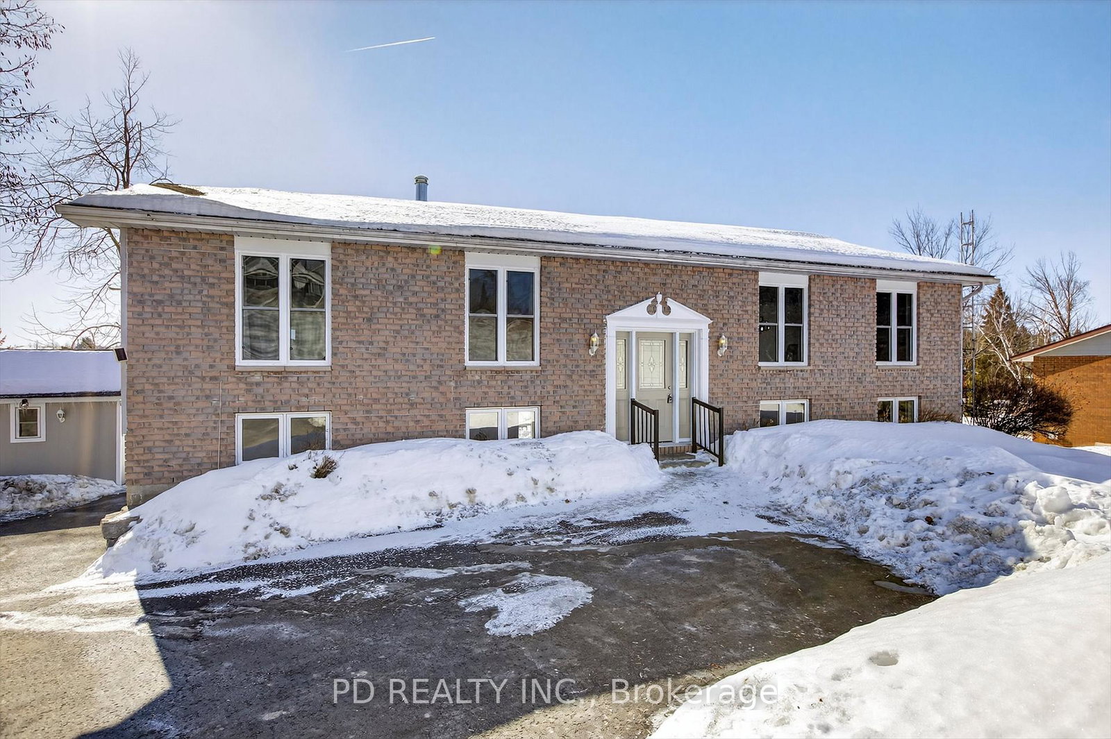 114-clearview-drive-kawartha-lakes-ontario-x12838516