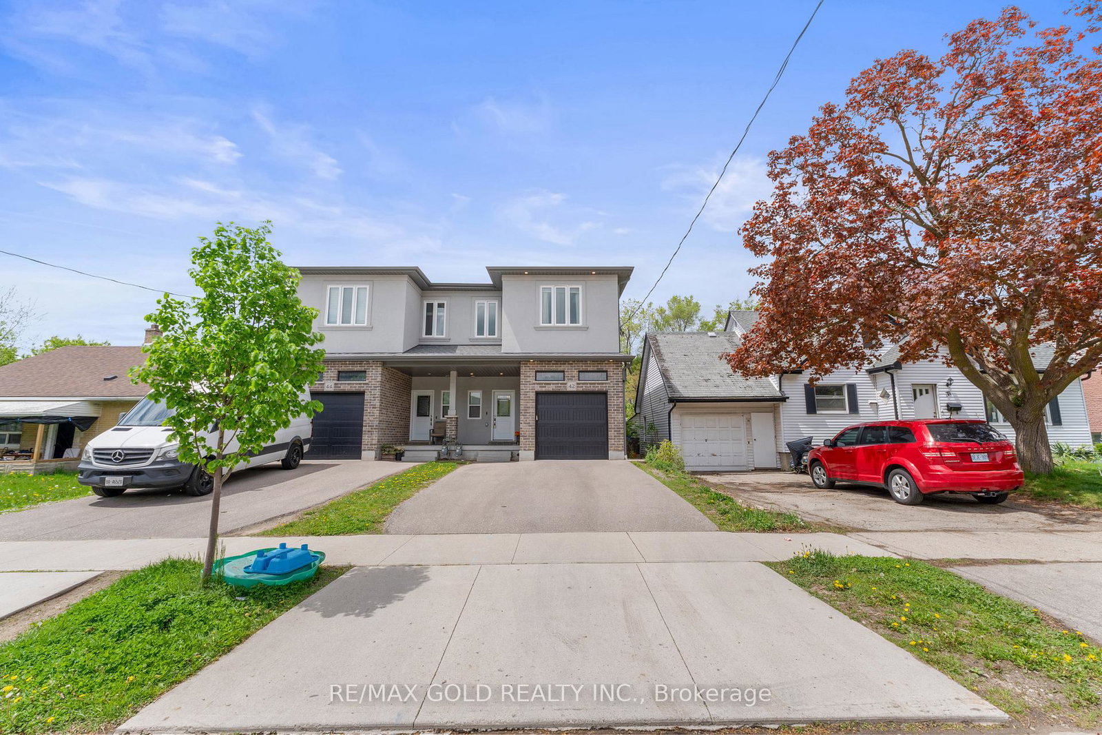 42-fifth-avenue-kitchener-ontario-x12838538