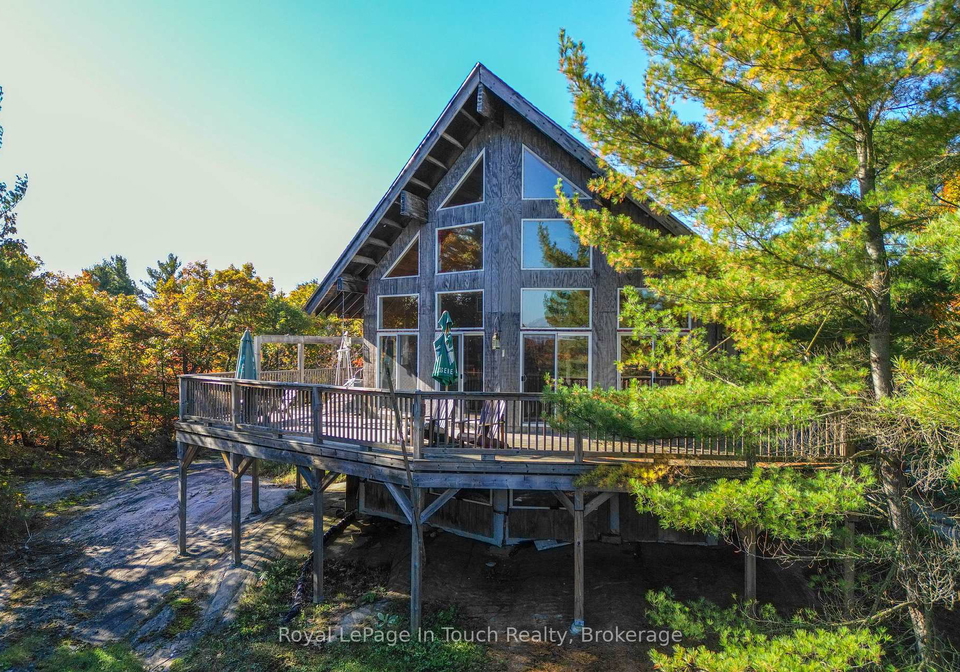 1276-island-980-georgian-bay-ontario-x12838692