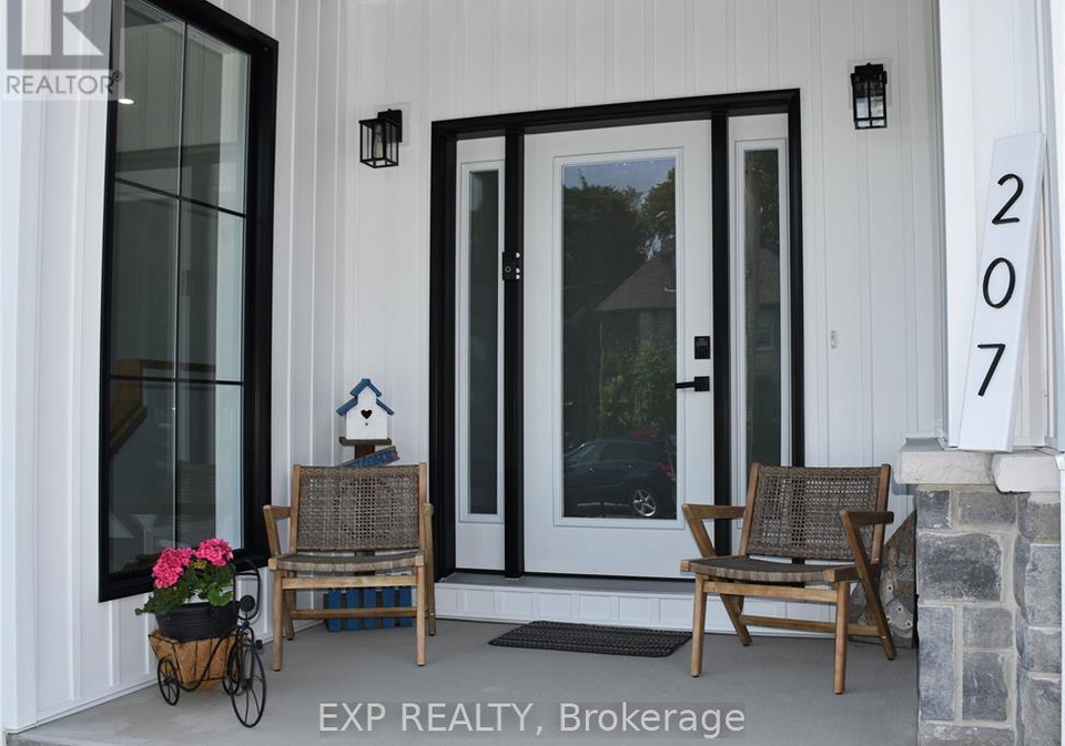 207-essex-street-sarnia-ontario-x12838742
