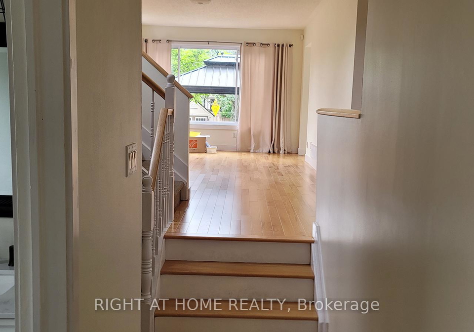7-covington-place-ottawa-ontario-x12838896