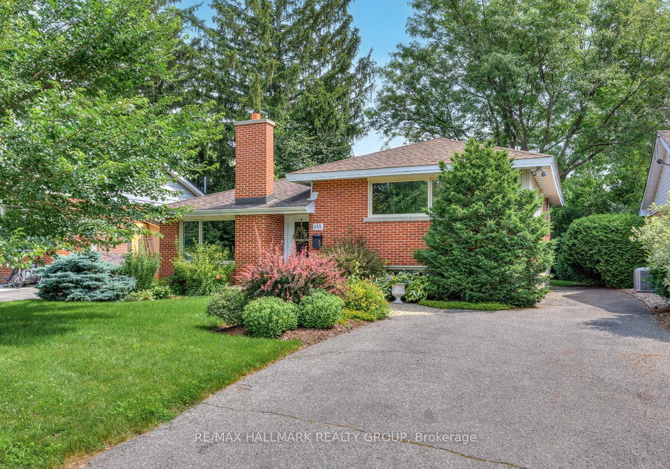 655-mansfield-avenue-ottawa-ontario-x12838974