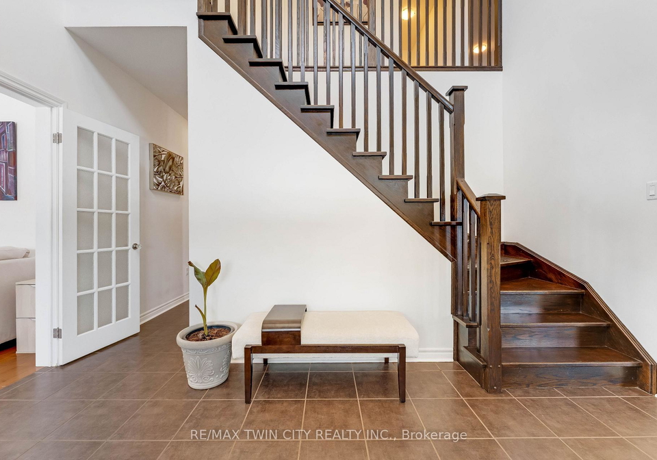 127-eliza-avenue-kitchener-ontario-x12839018