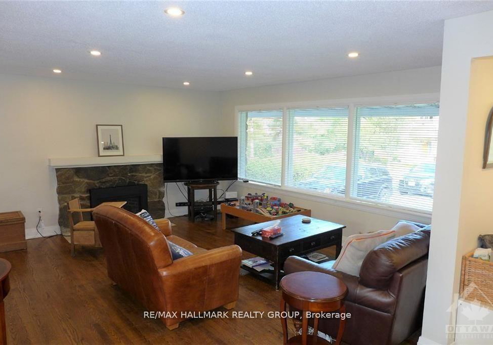 186-balmoral-place-ottawa-ontario-x12839048