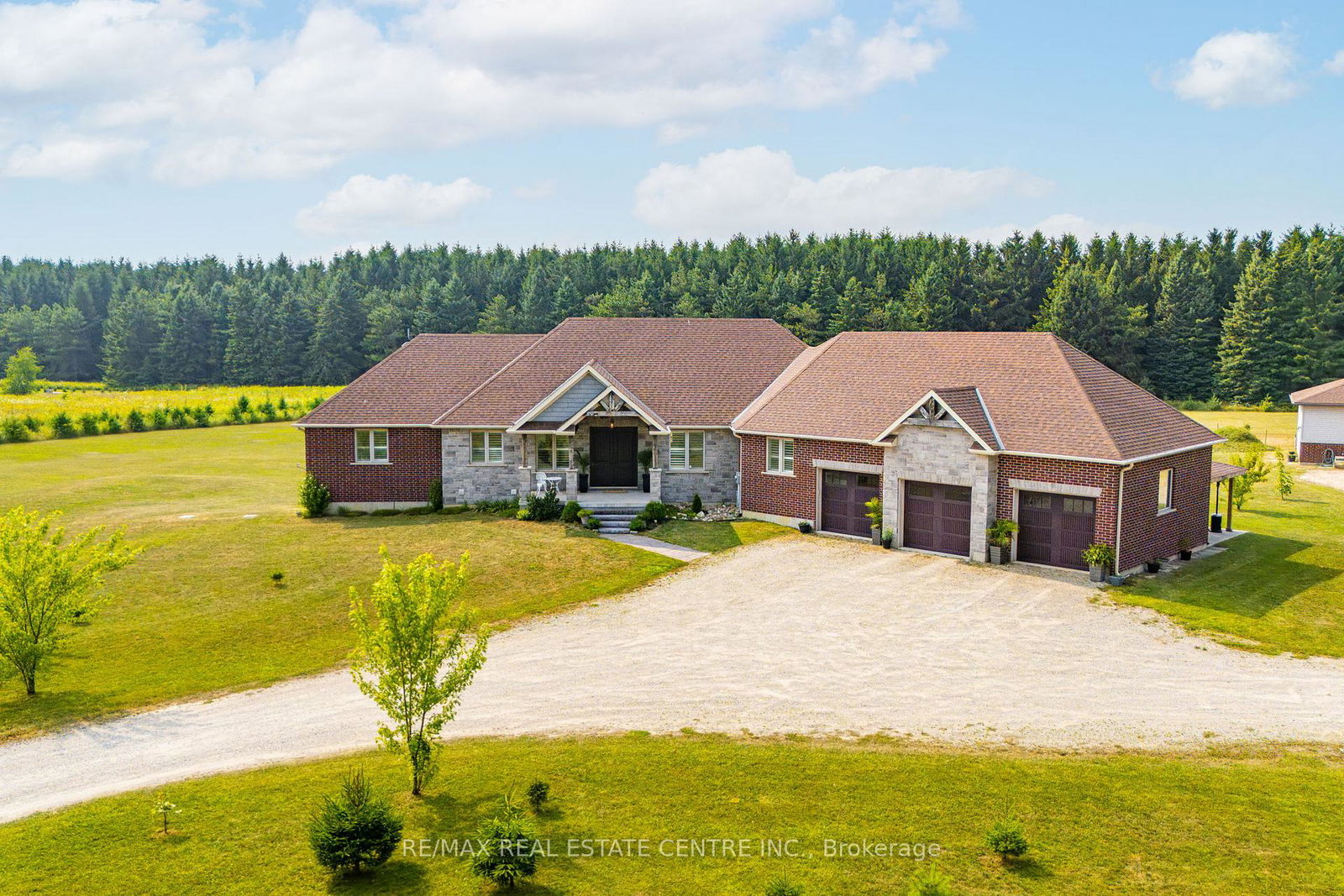 023181-erin-east-garafraxa-townline-east-garafraxa-ontario-x12839198
