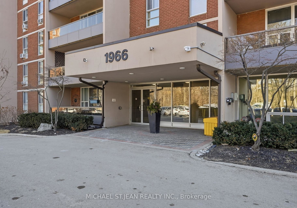 1966-main-street-w-hamilton-ontario-x12839284