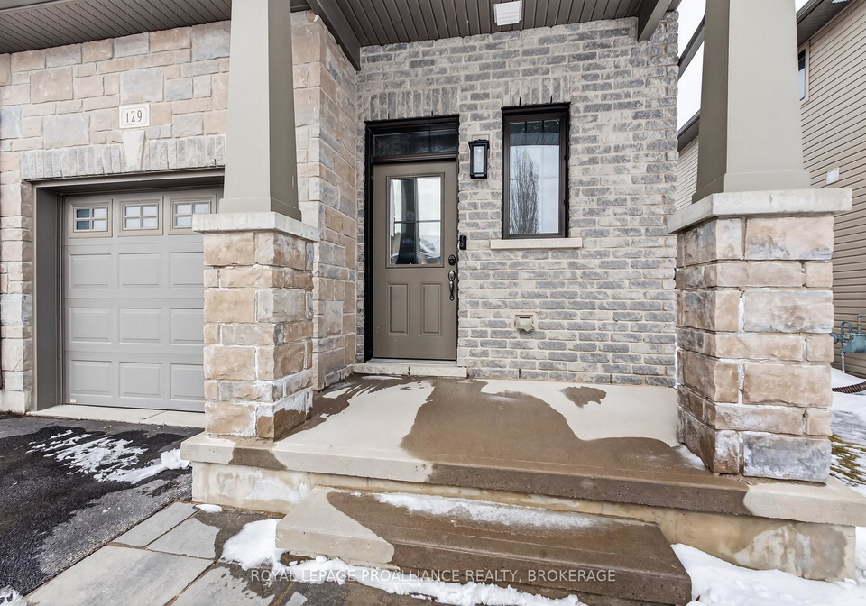129-simurda-court-loyalist-ontario-x12839546