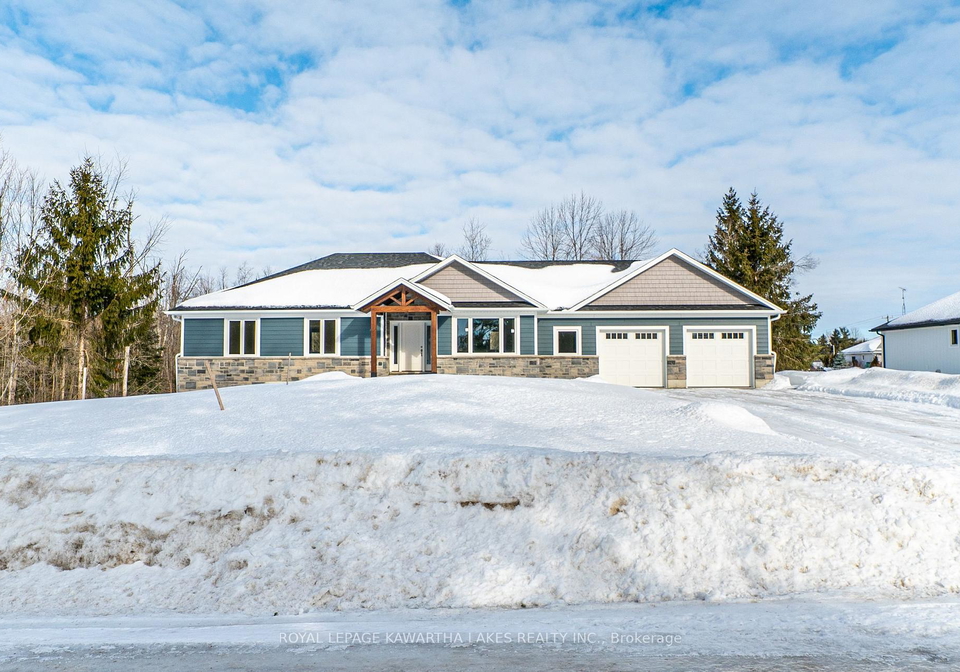 10-patrick-street-kawartha-lakes-ontario-x12840210