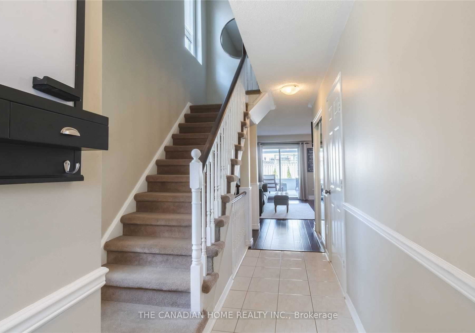 8-thornlodge-drive-hamilton-ontario-x12840316