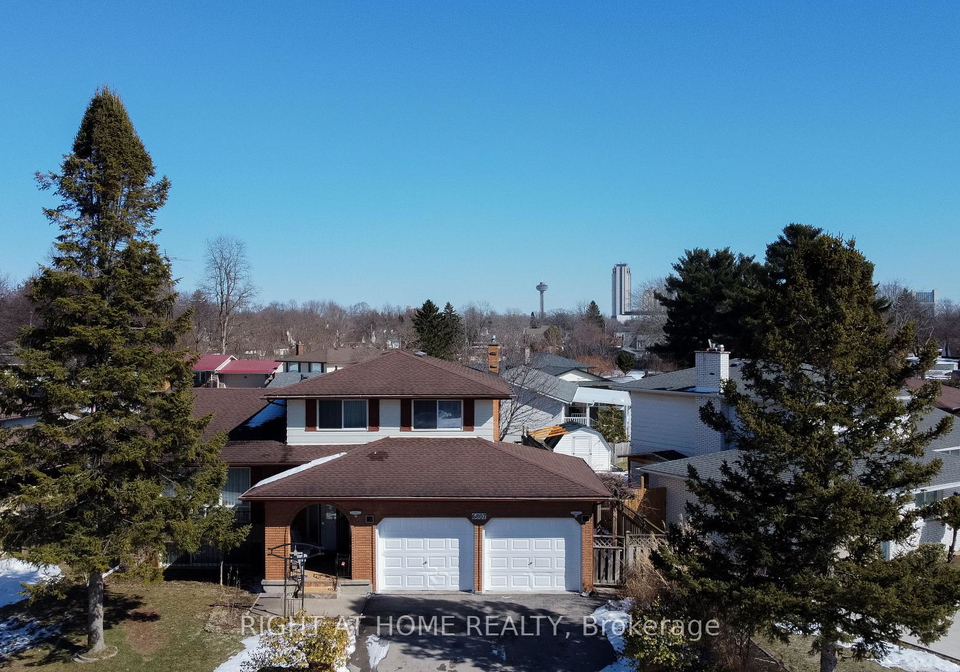 6807-corwin-crescent-niagara-falls-ontario-x12840354
