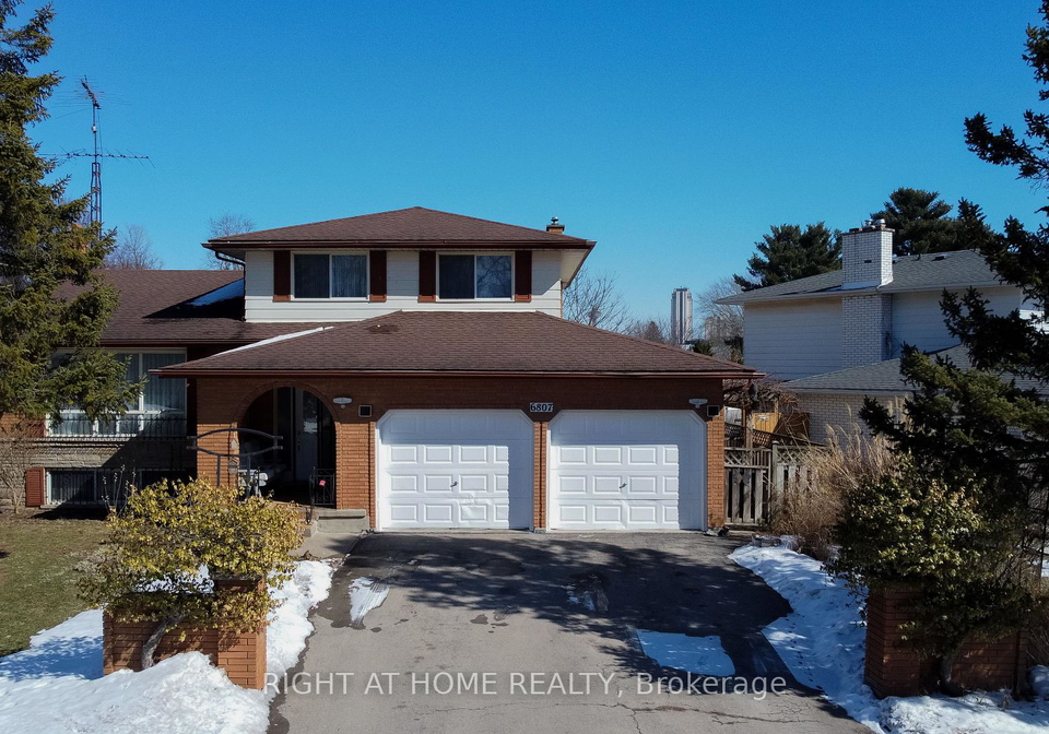 6807-corwin-crescent-niagara-falls-ontario-x12840354