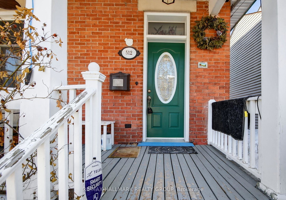 512-melbourne-avenue-ottawa-ontario-x12840378