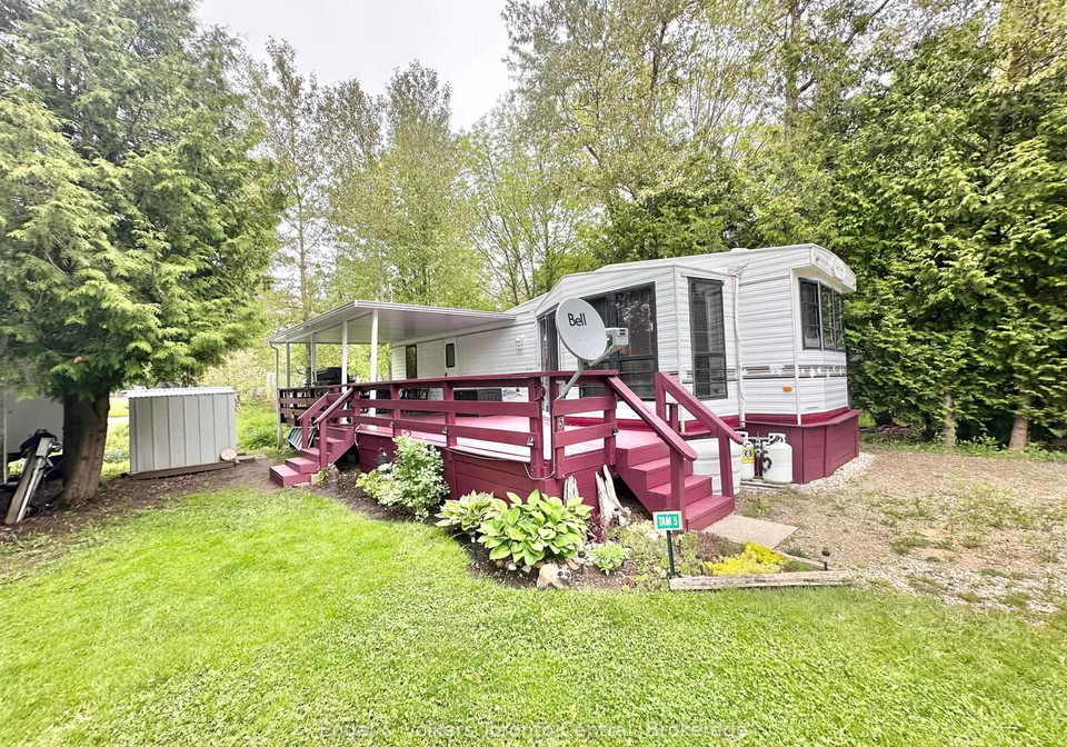 7489-sideroad-5-e-wellington-north-ontario-x12840698