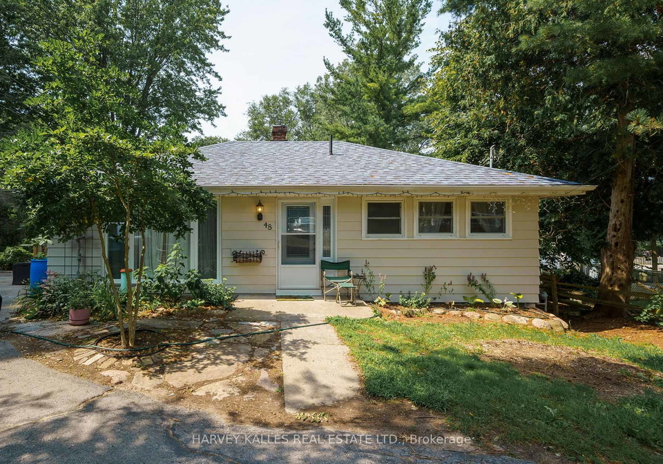 48-ontario-street-prince-edward-county-ontario-x12842092