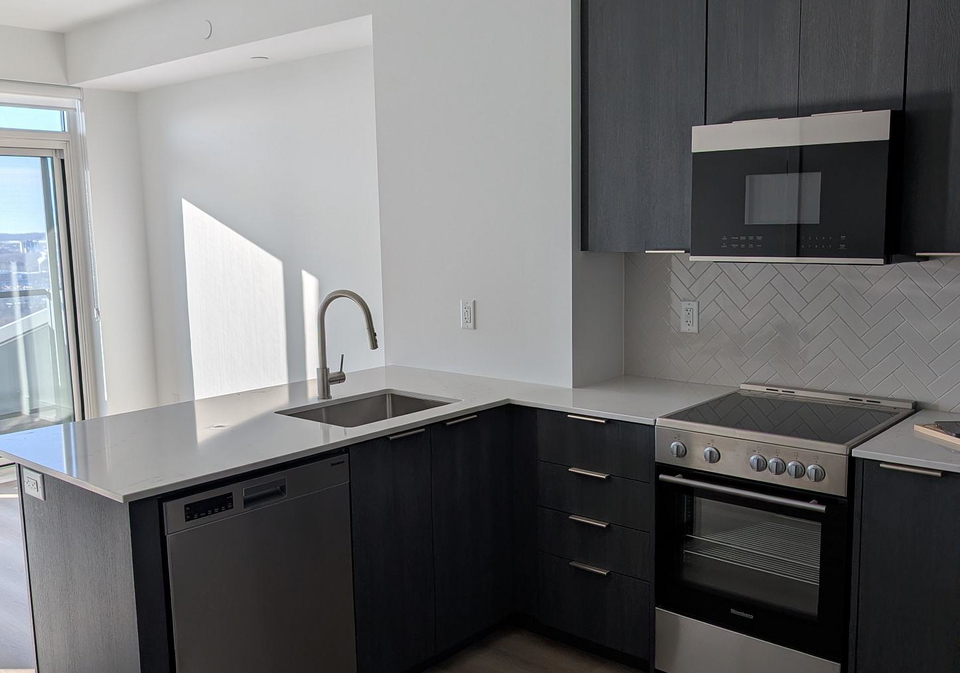 25-wellington-street-s-kitchener-ontario-x12842162