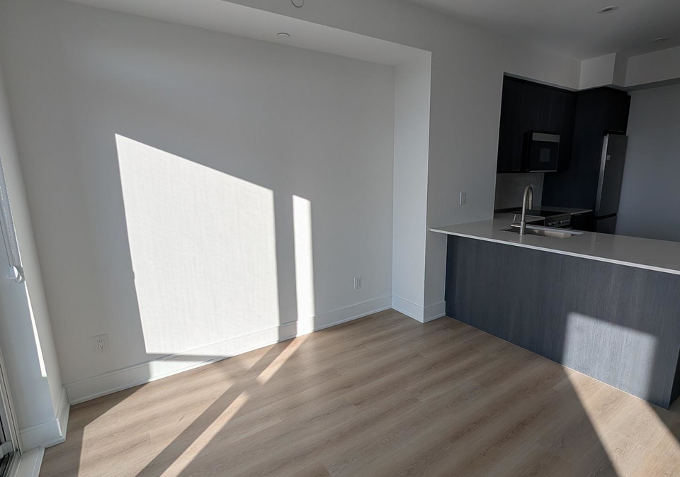 25-wellington-street-s-kitchener-ontario-x12842162